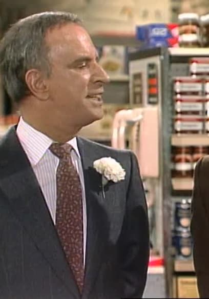 S01:E09 - Phantom of the Market poster
