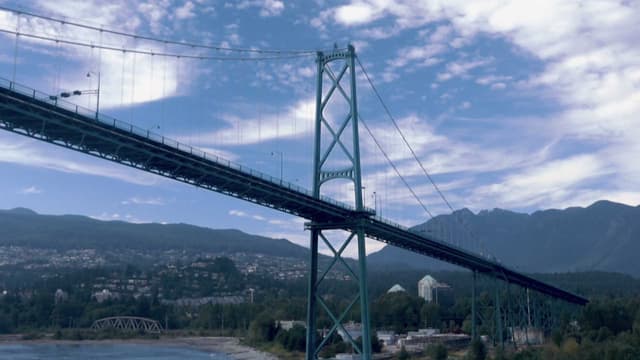 S01:E02 - Alaska Seafood and Wildlife