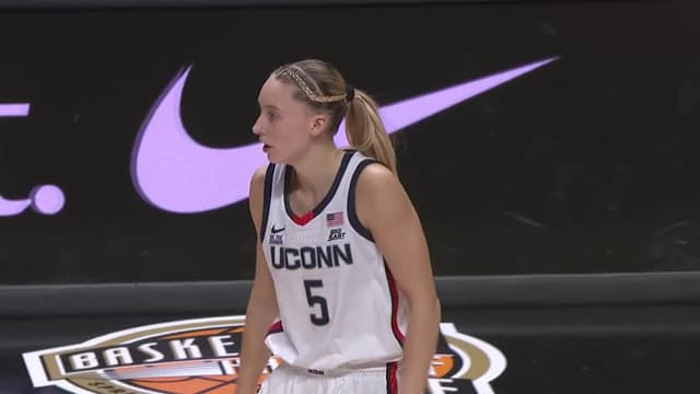 S2025:E01 - Hall of Fame Women's Showcase: #4 UConn vs Iowa State (12/17/24)