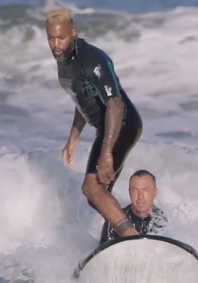 S01:E08 - Wilmington, Delaware: Surf's Up poster
