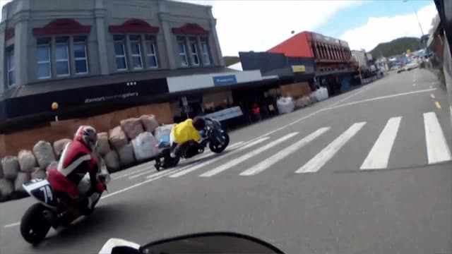 S01:E12 - Lights, Camera, Fail