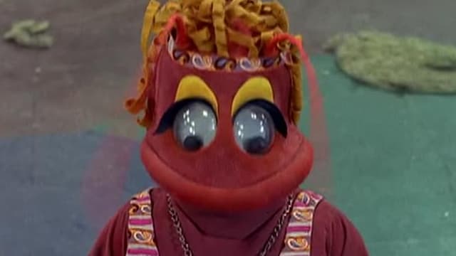 S01:E15 - The Almost Election of Witchiepoo