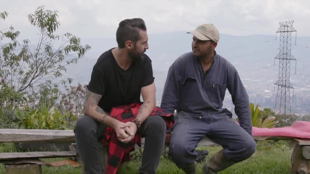 S01:E01 - Medellin - Colombia