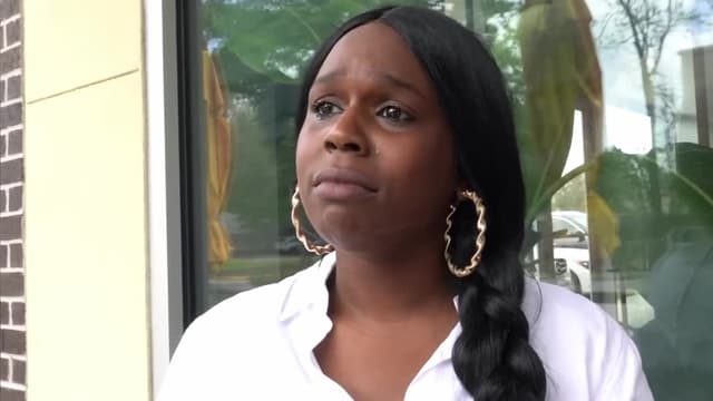 S01:E03 - Married to These Freaks