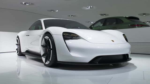 S01:E06 - Porsche Taycan