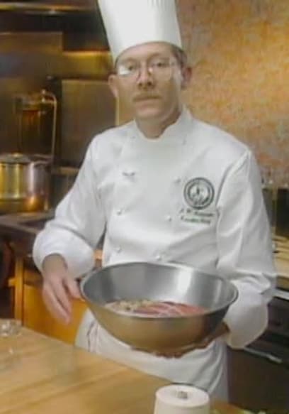 S01:E07 - Braising and Stewing poster