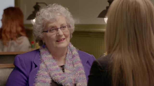 S01:E07 - Murder in a Bottle