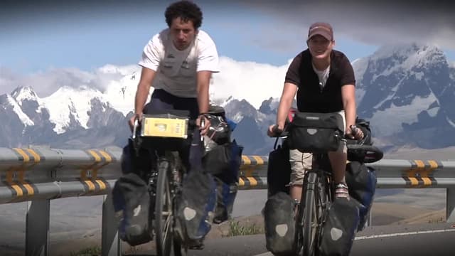 S01:E08 - Lava Fields and Emerald Lakes