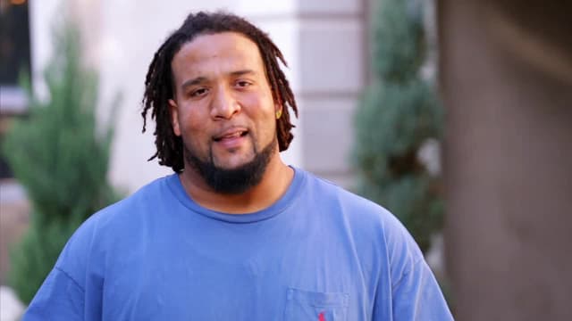 S09:E13 - Chicago Bull Boom Box