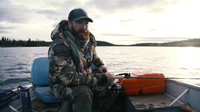 S07:E01 - Survival Mode