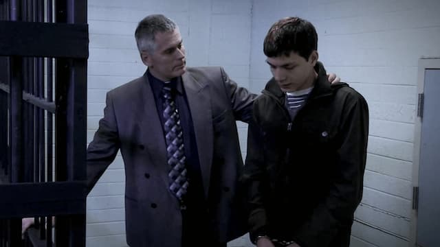 S01:E04 - Una divorciada mortal