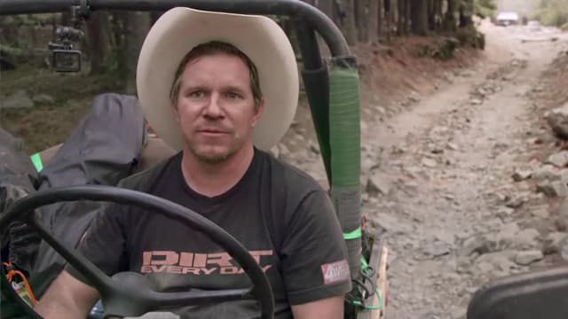 S07:E11 - Stock Trucks vs. the Rubicon