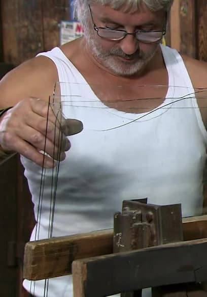 S19:E03 - Mouth-Blown Window Glass poster