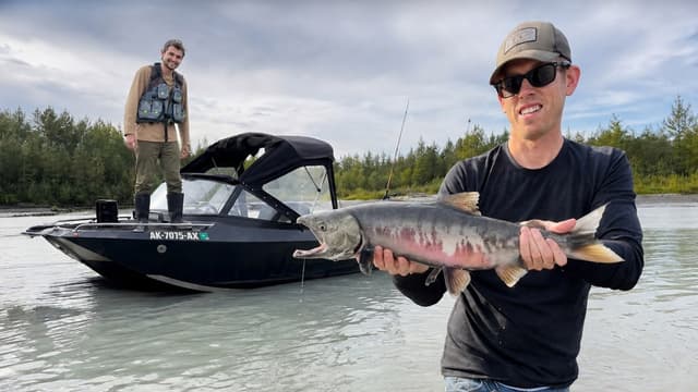 T01:C06 - S01:E06 - Fishing a Remote Alaska River