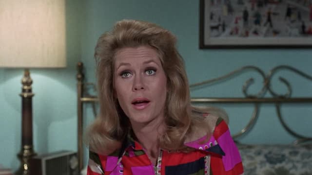 S07:E01 - To Go or Not to Go, That Is the Question