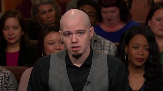 S07:E10 - Hoover vs. Armour