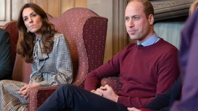 S01:E04 - Royals Behaving Badly