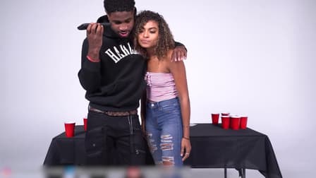 S01:E06 - Blindfolded Dating