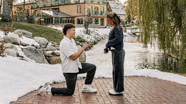 S01:E10 - Bryton Proposes and Wedding Dance