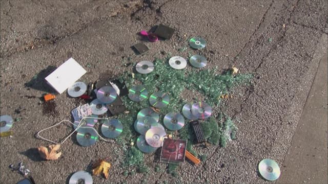 S13:E16 - Best Laid Plans / Burned Alive