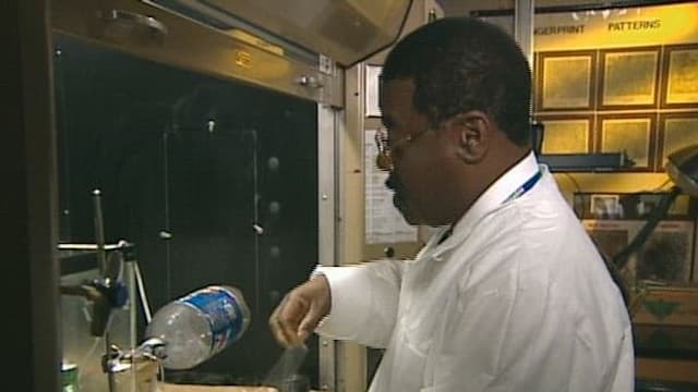 S01:E03 - Texas Drifter / Fingerprints / Rose Among Thorns