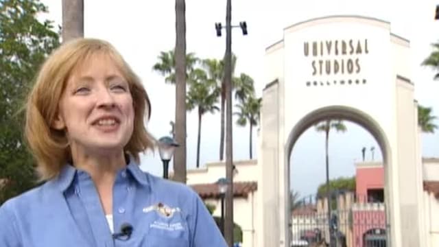 S01:E15 - Theme Park Road Trip 1