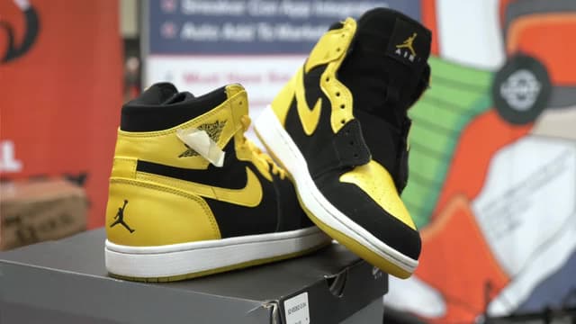 S01:E10 - Sneaker Con Cleveland 2019