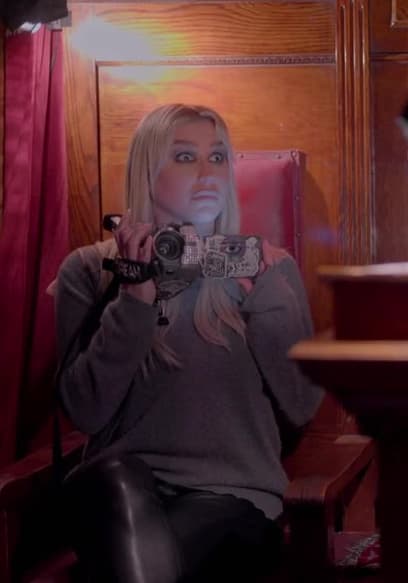 S01:E05 - Kesha Faces Mortality poster
