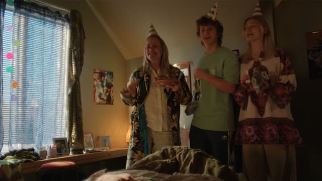 S03:E06 - Happy Birthday to Me
