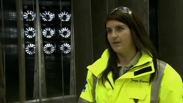 S09:E05 - World in Miniature and More