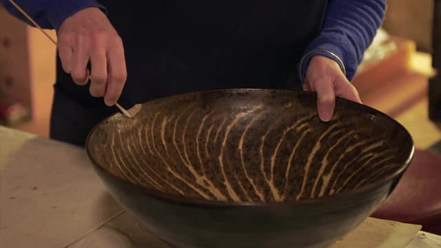 S01:E09 - Pink Ted, Brannon Pot, Grandfather Clock