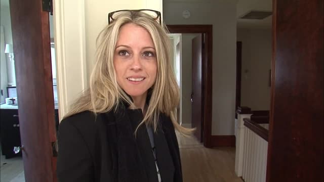 S02:E07 - Garage Door Greatness