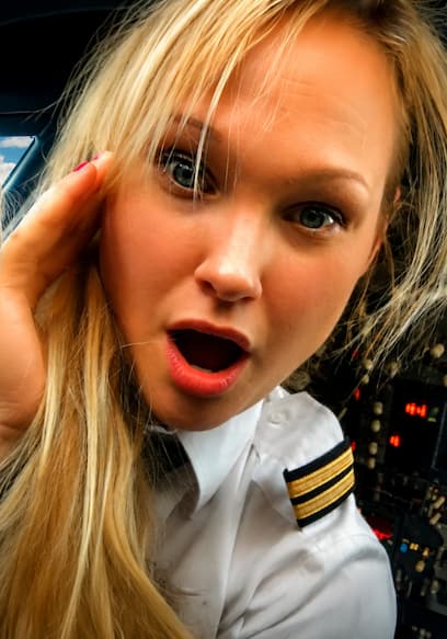 S01:E06 - How I Became an Airline Pilot poster