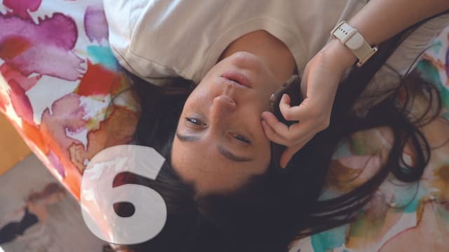 S01:E06 - Awkward, Right?