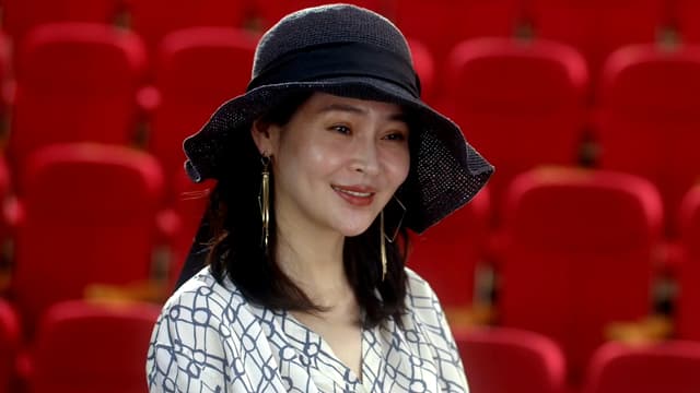 S01:E15 - Crossing Paths