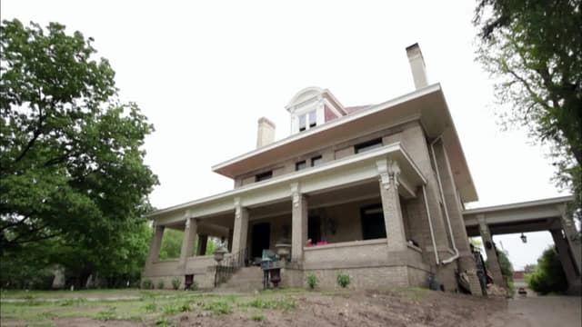 S05:E05 - Brick by Brick Restoration