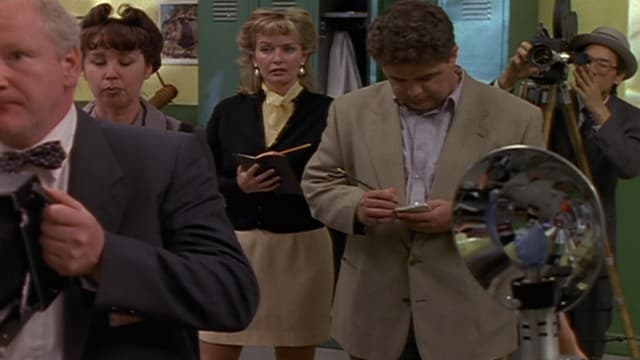 S01:E05 - Play Ball