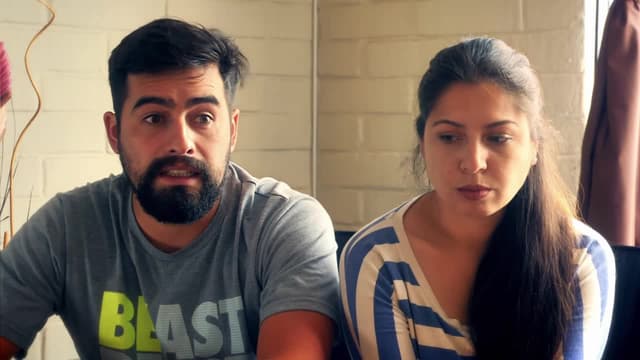 S06:E02 - My Body Is Eating My Bones