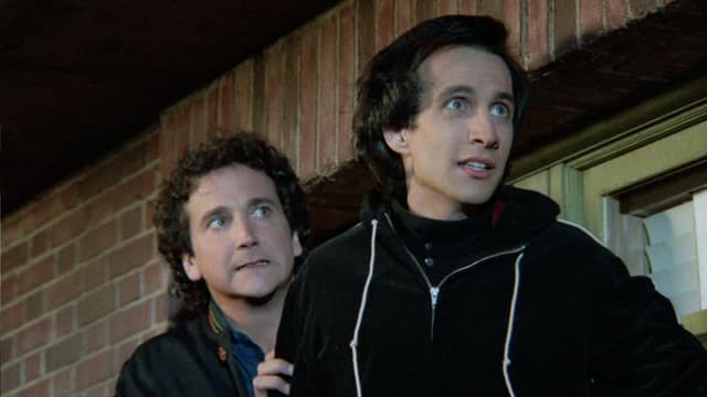 S03:E12 - The Break-In