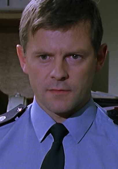 Watch London's Burning S11:E07 - Episode 7 - Free TV Shows | Tubi