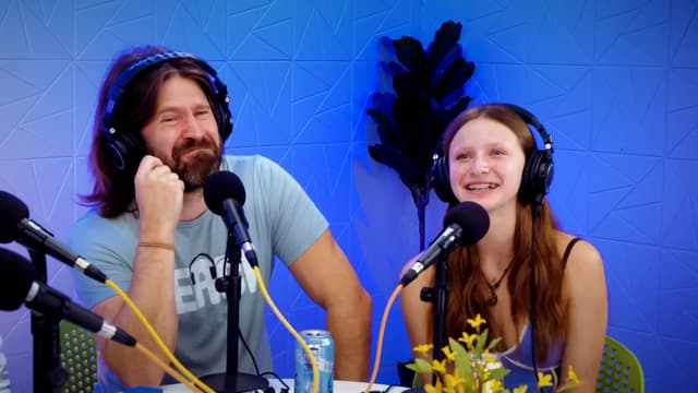 S01:E11 - How Well Do These Parents Know Teens?