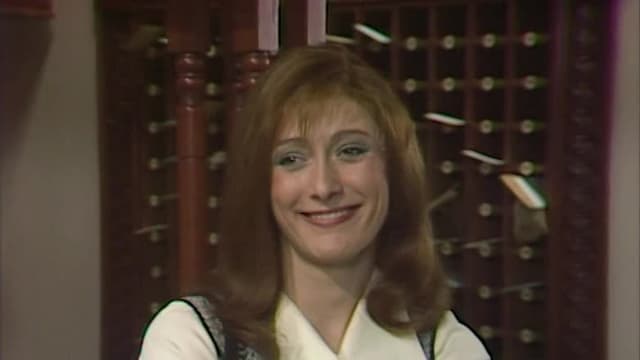 S09:E06 - Wink Three Times