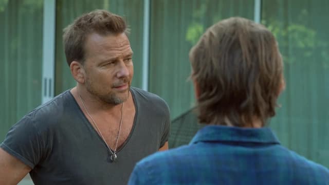 S04:É03 - S04:E03 - Unlawful