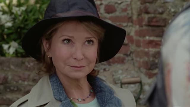 S02:E08 - Swords Into Ploughshares