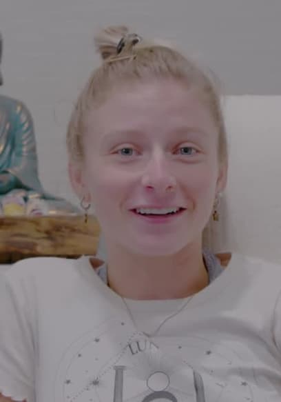 Póster de S01:E01 - Influencer Makeover