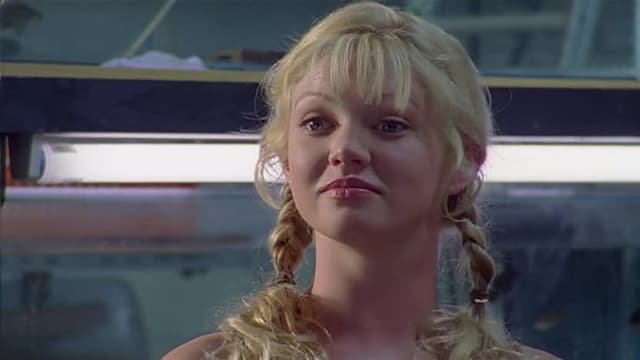 S01:E09 - Dangerous Waters