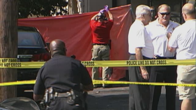 S01:E06 - The Girl Next Door