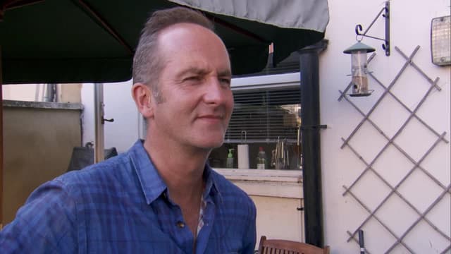 S11:E02 - North London