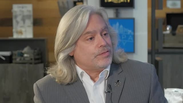 S02:E01 - Tampa Bay (Pt. 1)