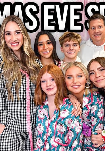 S03:E11 - Christmas Eve With Big Family poster